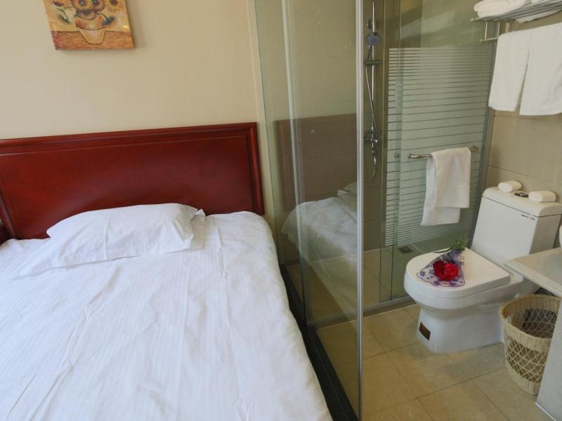 Greentree Inn Shanghai Pudong Airport Huaxia East Road Railway Station Shell Hotel Esterno foto
