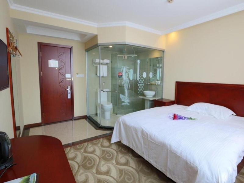Greentree Inn Shanghai Pudong Airport Huaxia East Road Railway Station Shell Hotel Esterno foto