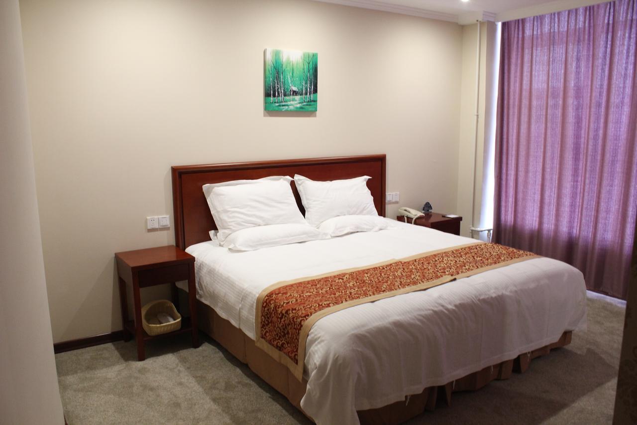 Greentree Inn Shanghai Pudong Airport Huaxia East Road Railway Station Shell Hotel Esterno foto