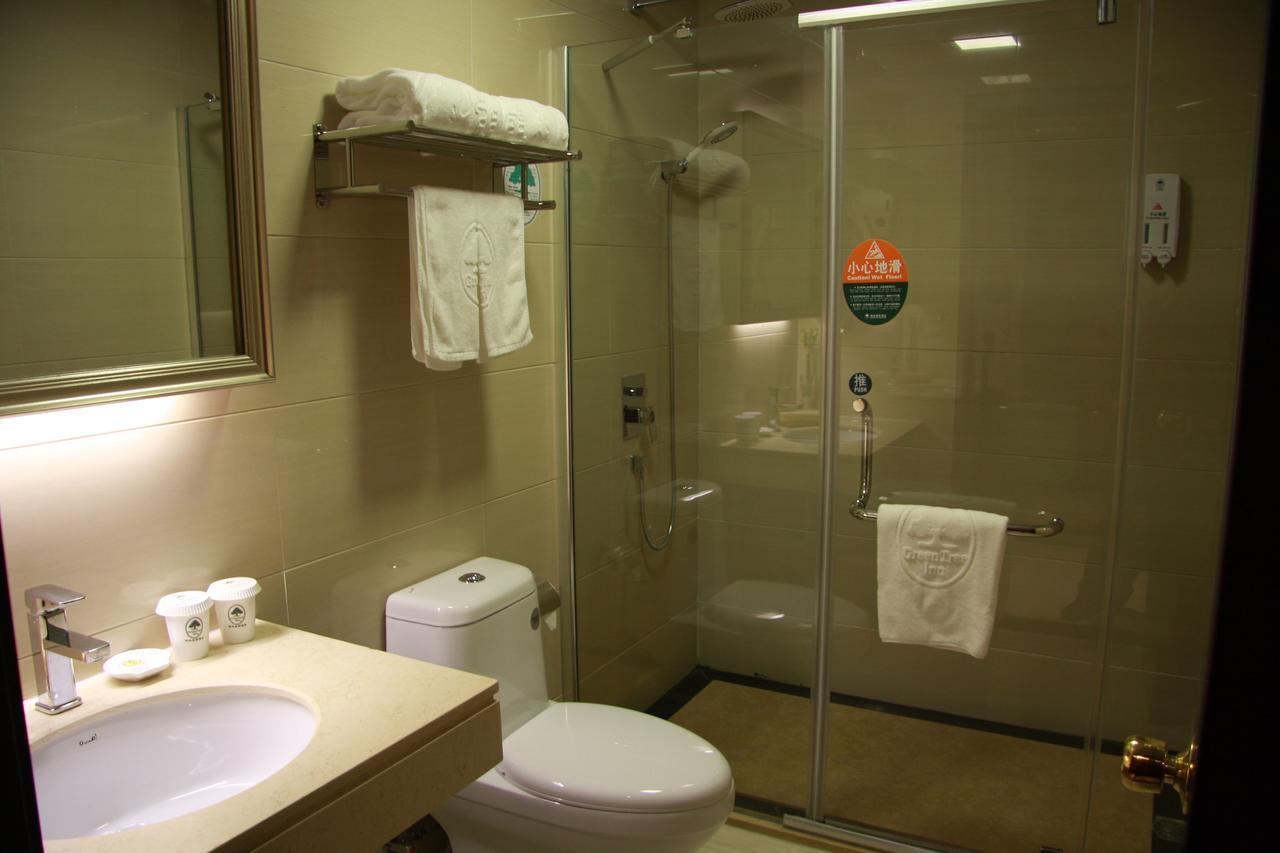 Greentree Inn Shanghai Pudong Airport Huaxia East Road Railway Station Shell Hotel Esterno foto