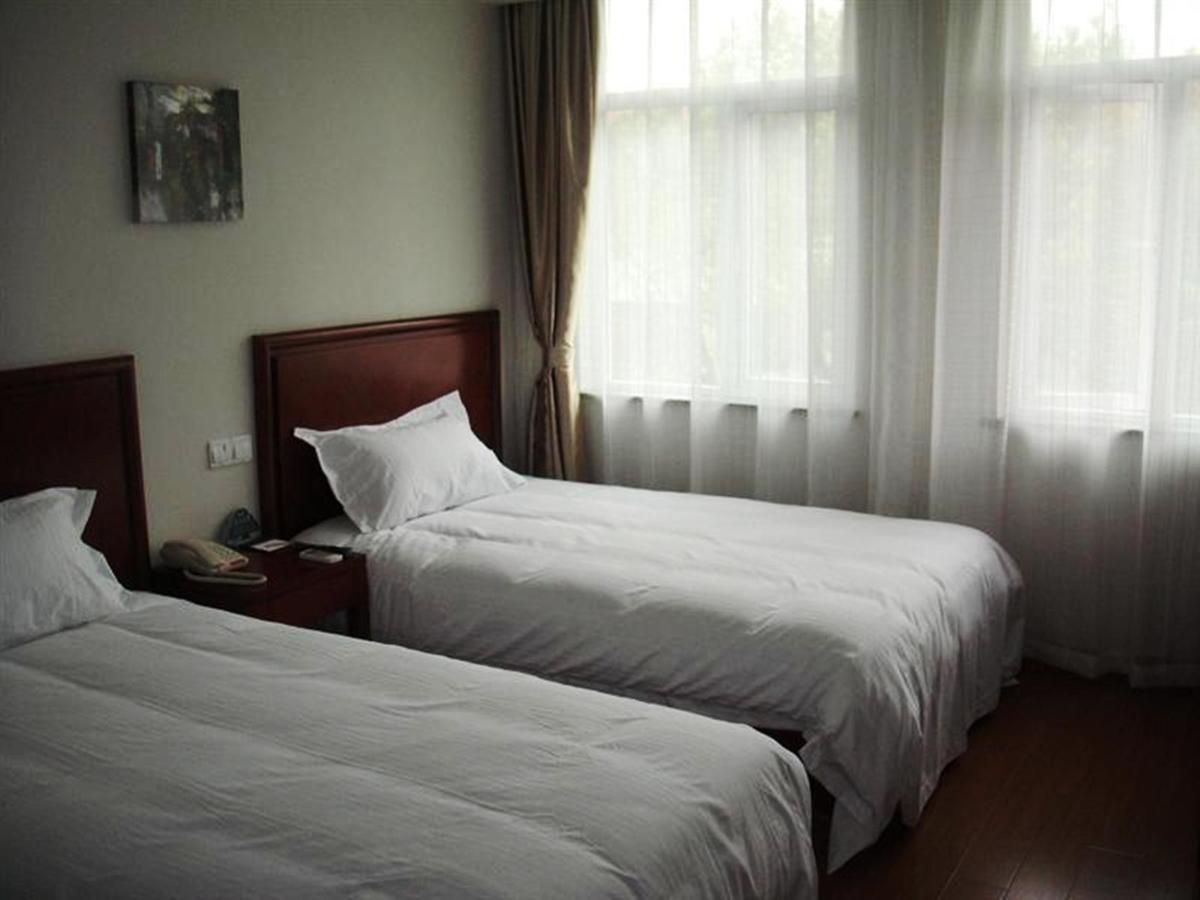 Greentree Inn Shanghai Pudong Airport Huaxia East Road Railway Station Shell Hotel Esterno foto