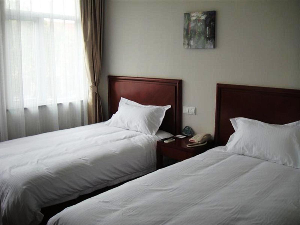 Greentree Inn Shanghai Pudong Airport Huaxia East Road Railway Station Shell Hotel Esterno foto