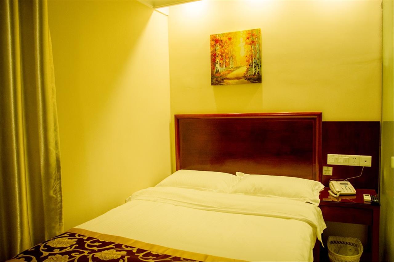 Greentree Inn Shanghai Pudong Airport Huaxia East Road Railway Station Shell Hotel Esterno foto